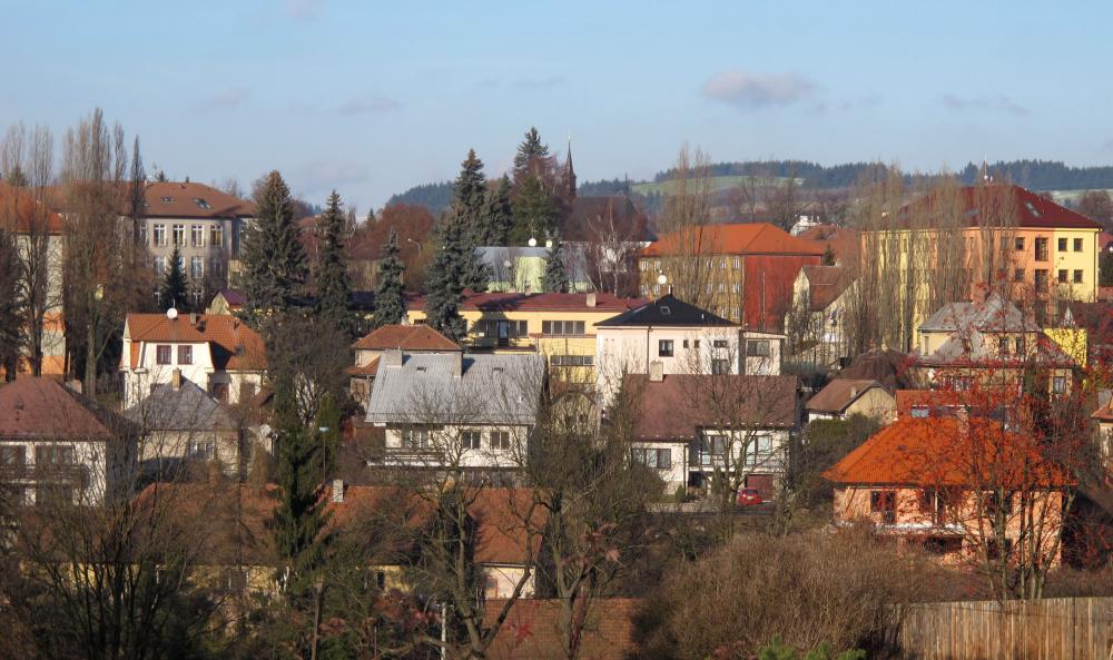 Zemská hospodářská škola(dnes internát střední zem.školy) a kostel svaté Trojice (první desetiletí 20. stol.)