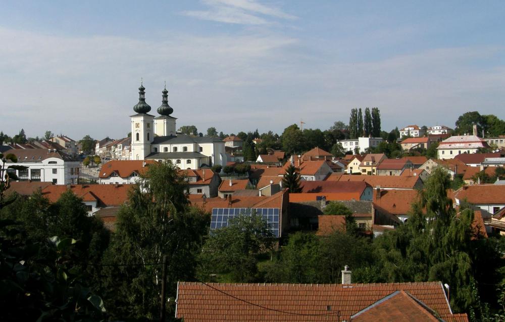 Kostel svatého Vavřince od jihovýchodu