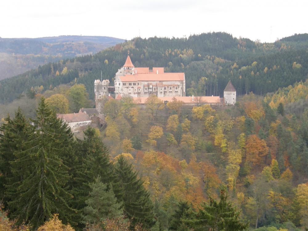 Pernštejn z vyhlídky Maria Laube