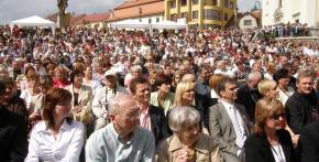 Hojná účast Bystřických občanů při návštěvě prezidenta