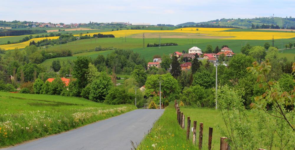 Od Bratrušína