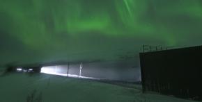 Train in Arctic Light2