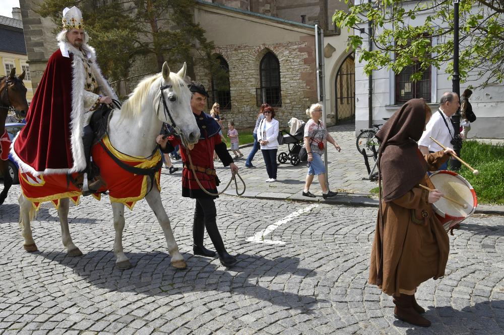 Jede král..aneb Karel IV v Kroměříži.