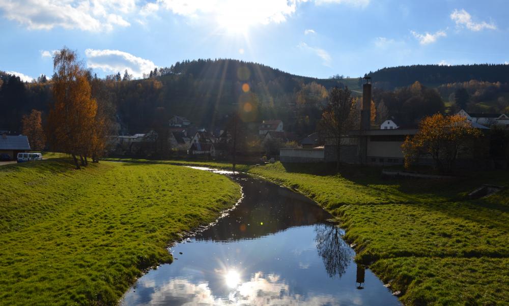 Krásná řeka Svratka v Dalečíně, ač skoro bez vody