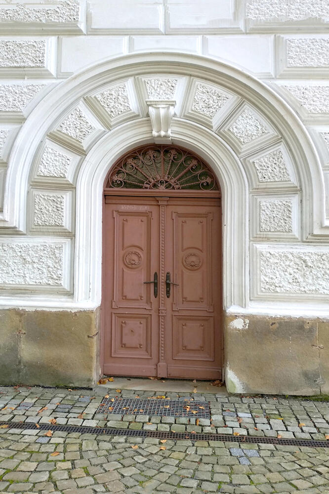Kostelní dveře 